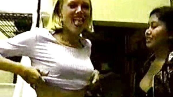 La video lucah melayu bertudung Rin Lane Shayne Ryder dalam pesta seks bertiga yang panas